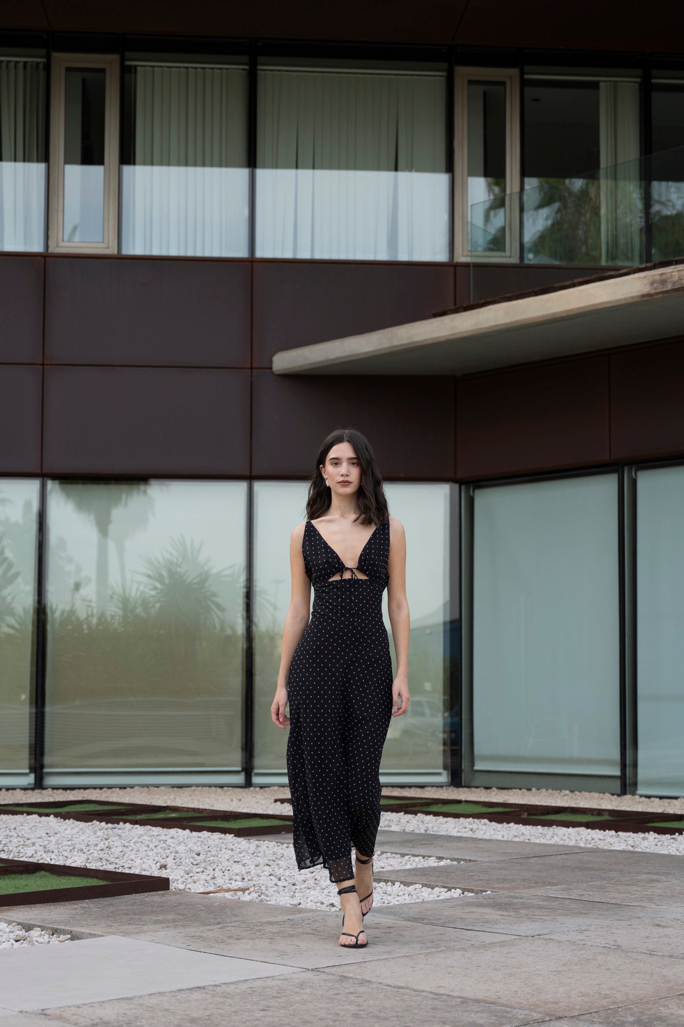 Vestido midi lunares