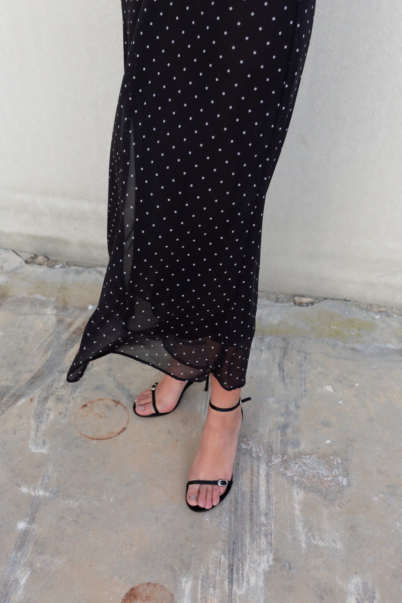Vestido midi lunares