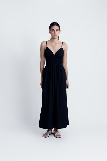 Vestido midi bordado